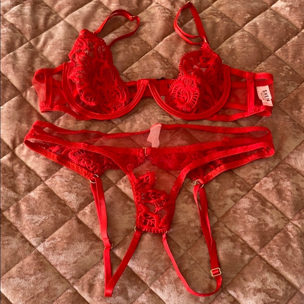 Lingerie set